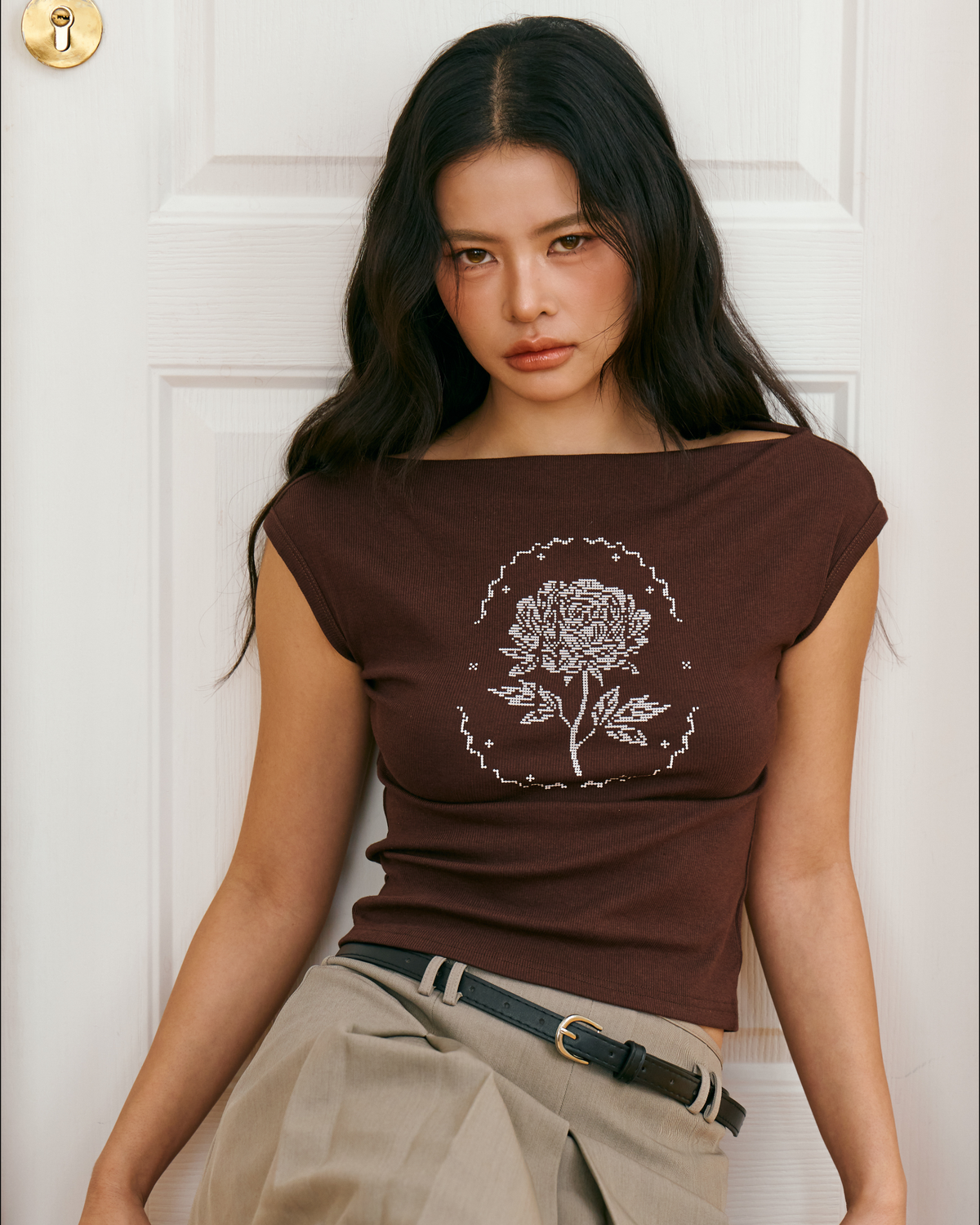 Peony Boatneck Top (Brown)
