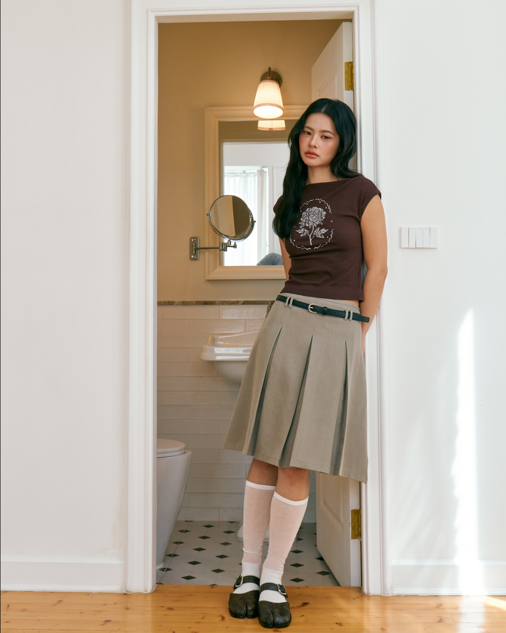 Peony Boatneck Top (Brown)