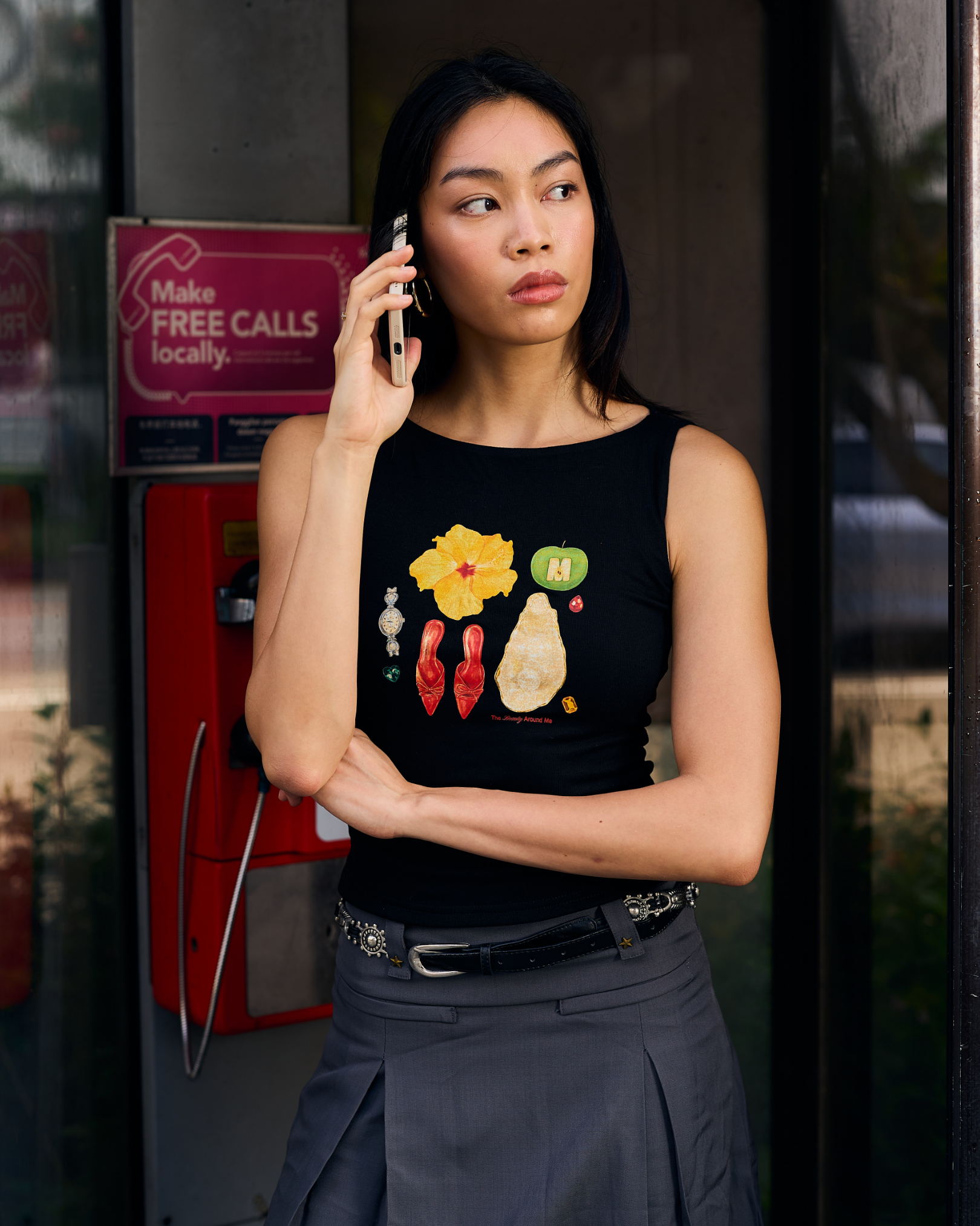 "Beauty Around Me" Boatneck Tank (Black)